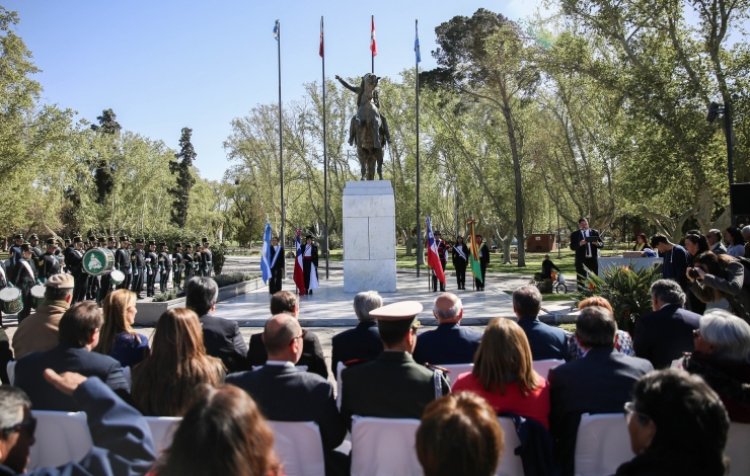Conmemoraron 213° aniversario de la Independencia de Chile