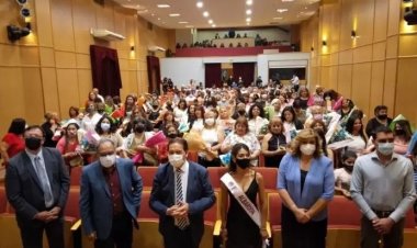 Entregaron el galardón a la mujer albardonera