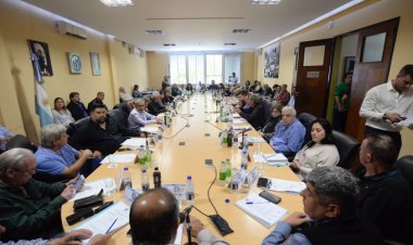 La CGT respaldó el adelantamiento de paritarias y llamó a luchar contra el aumento de precios