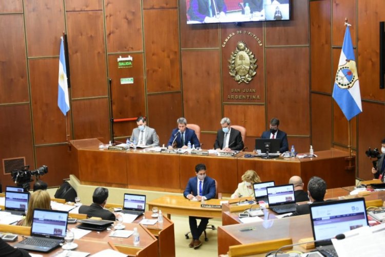 Uñac pidió una ley para funcionarios sin ANTECEDENTES para cargos públicos