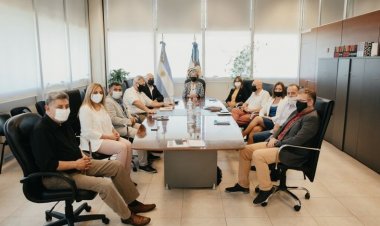 Acuerdo Salarial: el gobierno adelantó las paritarias