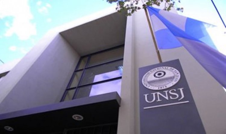 Convocan a un paro universitario por 24 horas por un reclamo salarial