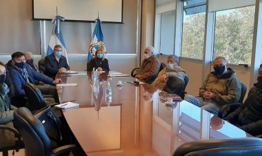 Comenzó la revisión salarial de estatales no docentes