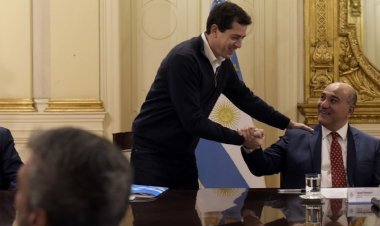 Manzur justificó la ausencia  de Martín Guzmán a la reunión de Gabinete