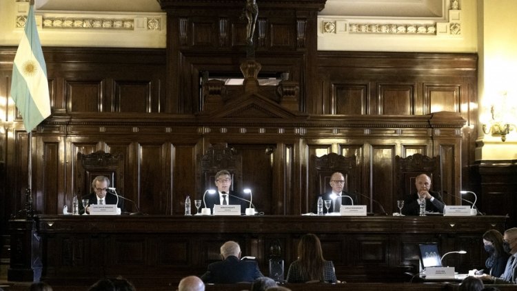 Gobernadores participan en el Senado del debate por la ampliación de la Corte