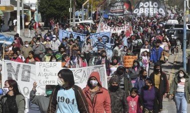 Organizaciones sociales marchan en todo el país por el Salario Básico Universal