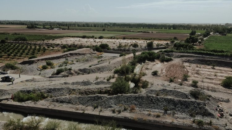 En Pocito: recuperan desagües y zanjones