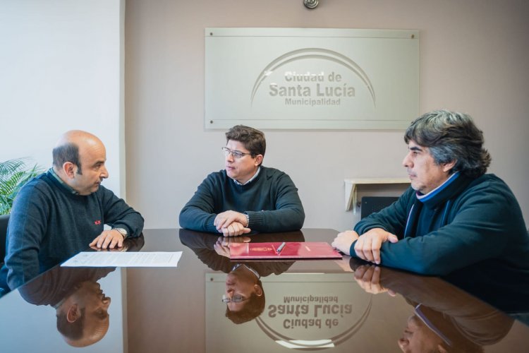 Santa Lucía: un convenio con la 20 de Junio que beneficia a contribuyentes