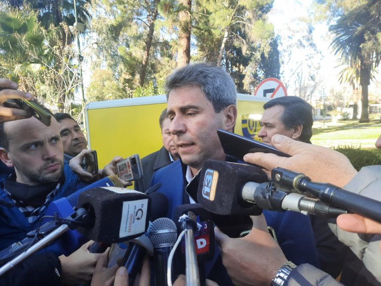 Uñac se reunirá este martes con Batakis