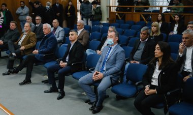 Uñac entregó a los municipios fondos por $737.000.000