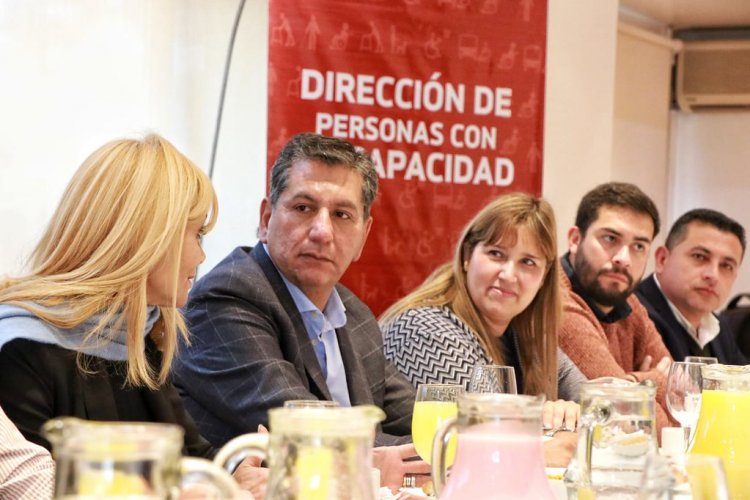 Articulan medidas para agilizar trámites a pensionados