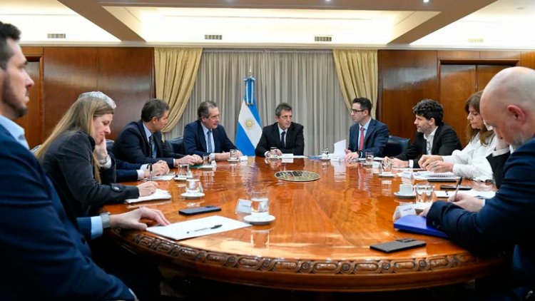 La inflación se acercó al 7% en agosto: el Gobierno apuesta a no devaluar para evitar que se acelere y las consultoras prevén 3 dígitos a fin de año