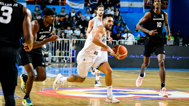 El show de Campazzo en el triunfo de Argentina: pase de caño y una jugada que encendió a todo el estadio