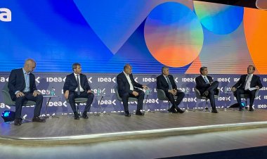 Uñac, en el 58° Coloquio de IDEA: "No podemos gastar más de lo que nos ingresa"