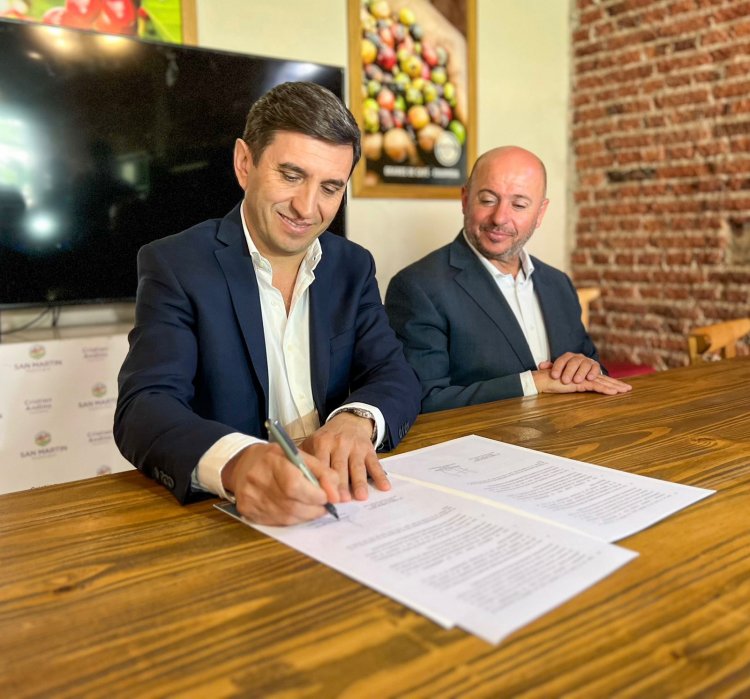 San Martín firmó un convenio con la Defensoría del Pueblo