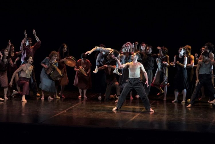 Mozarteum cierra temporada en el TB con el Ballet Contemporáneo del Teatro San Martín