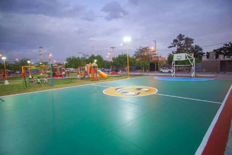 En Santa Lucía inauguraron un polideportivo en el barrio AOMA