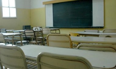 Educación advierte que las escuelas estatales no cobran arancel por trámites o títulos