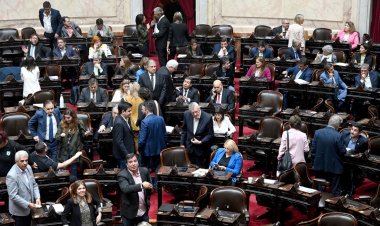 Por enfrentamiento entre el FdT y JxC paraliza la actividad de la Cámara de Diputados