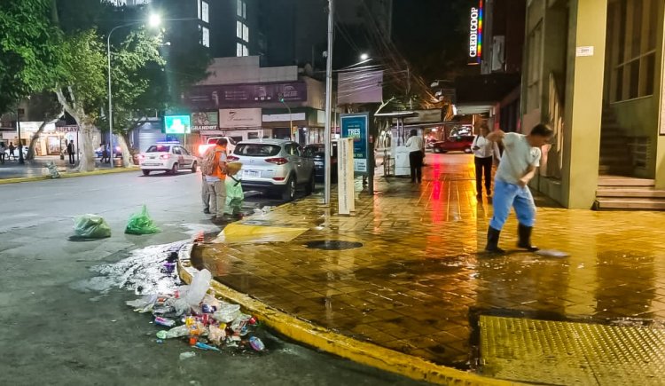 Capital sacó 4 camionadas de basura del microcentro tras los festejos