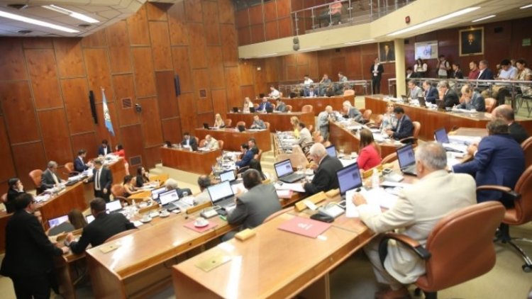 Aprobaron por unanimidad el Presupuesto Provincial 2023