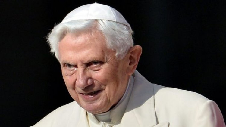 Murió el papa emérito Benedicto XVI, a los 95 años