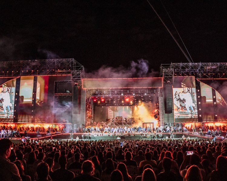 La FNS deslumbró con el espectáculo final