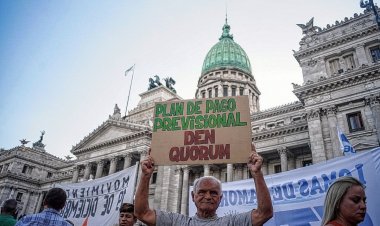 No podrán comprar dólares quienes ingresen en la moratoria previsional