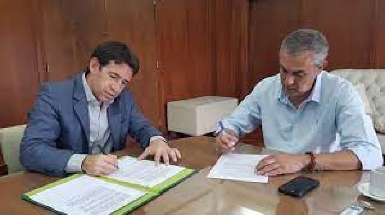 Los ministros de San Juan y Mendoza firmaron acuerdo vitivinícola