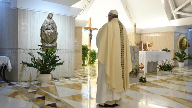 El Papa seguirá el Vía Crucis desde su residencia