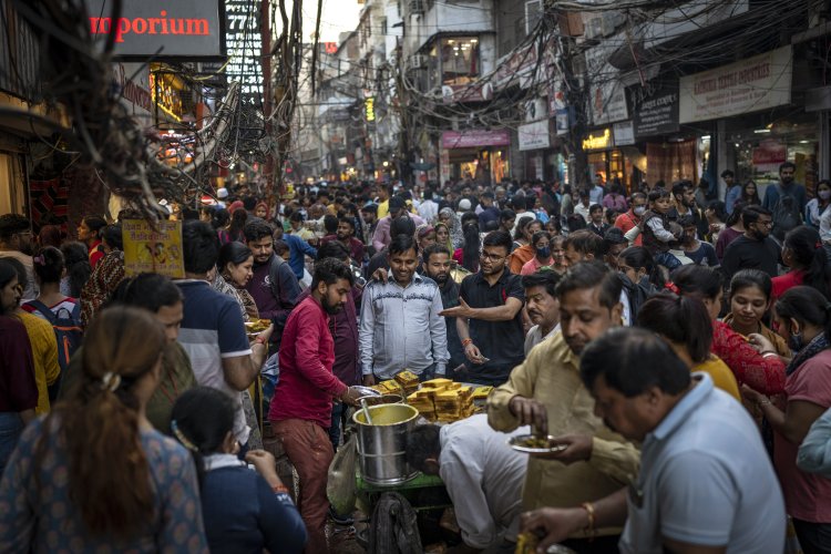 India en 2023 será el país más poblado del mundo