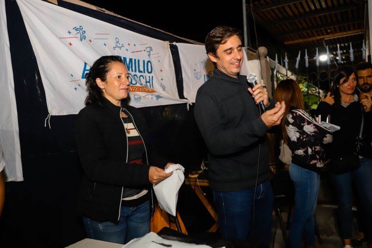 Baistrocchi compartio una tarde de bingo en Villa La Candelaria