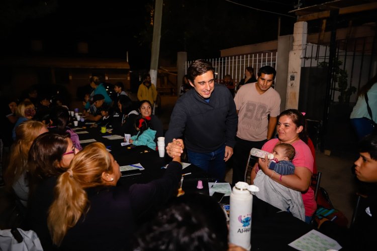 Baistrocchi compartio una tarde de bingo en Villa La Candelaria