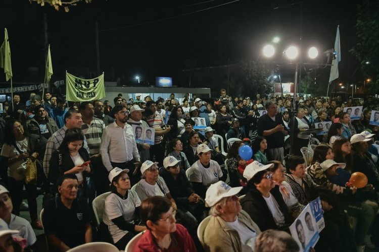 Sergio Uñac  en 9 de Julio destacó las 300 nuevas viviendas para los vecinos