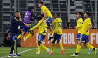 Boca venció a Colo Colo, es líder del grupo