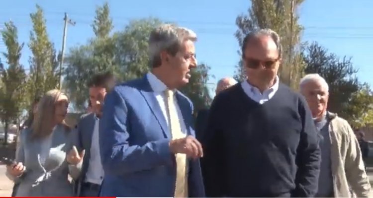 Gattoni recorrió las obras de una importante empresa textil