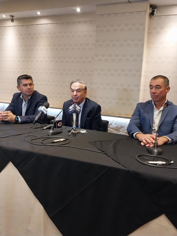 Pichetto en San Juan demostró su apoyo a Marcelo Orrego