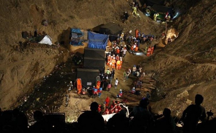 Perú: un accidente en una mina de oro dejó 27 muertos