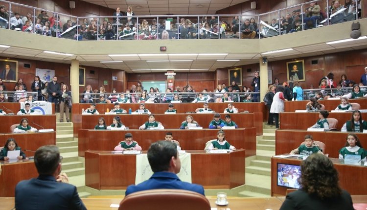 Deliberaron los Clubes Ambientales Escolares en la Legislatura