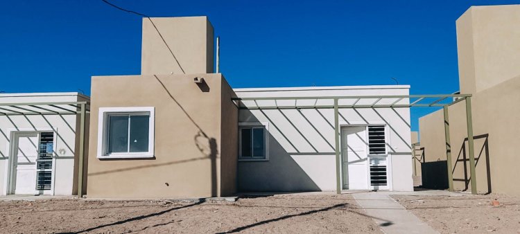 Hoy se entregan 209 viviendas en Albardón