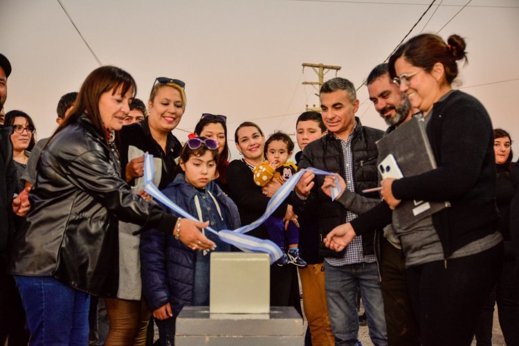 Los Loteos Jardines del Sol y Maradona estrenan la iluminación LED