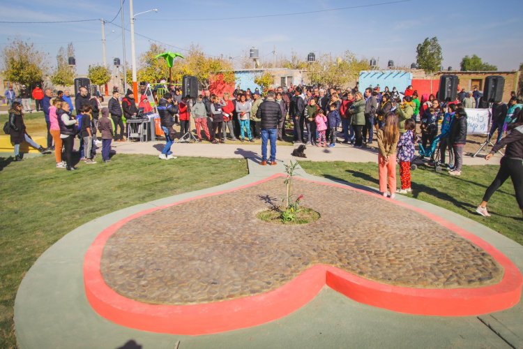 El Barrio Villa Paula cuenta con su primera plaza   