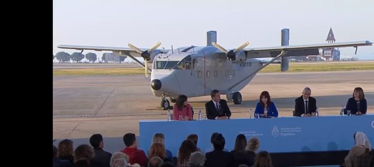 Massa reaparece junto a Cristina tras conocerse su candidatura presidencial