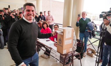 Marcelo Orrego ya emitió su voto