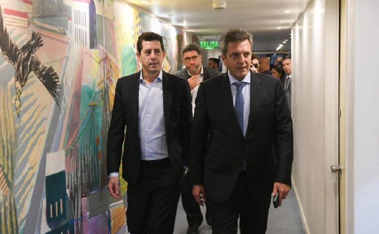 Gobernadores apoyaron a Massa y designó a "Wado" De Pedro como jefe de campaña