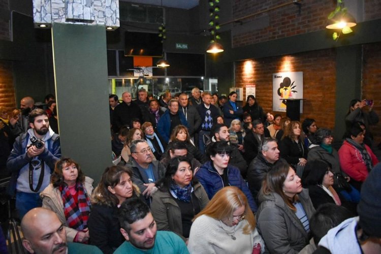 Emilio Achem y Nancy Picón en Caucete: Orrego necesita representantes en el Congreso