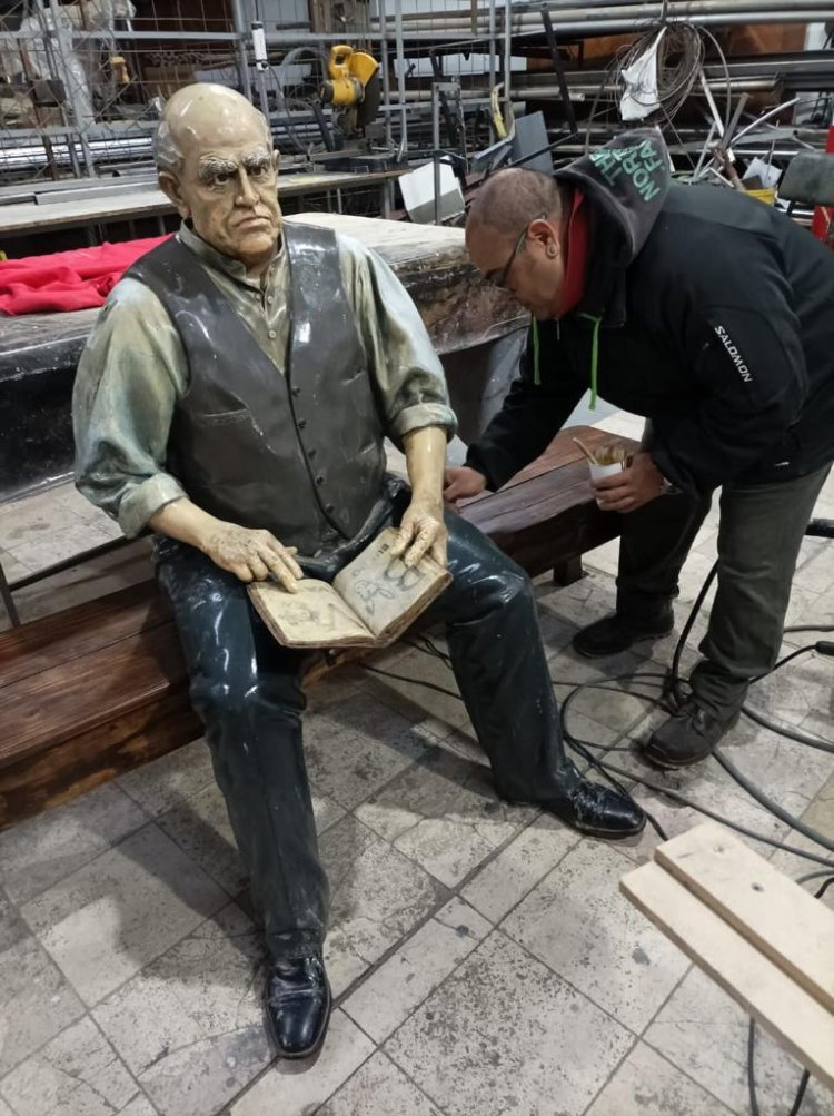 Restauraron la escultura de Sarmiento