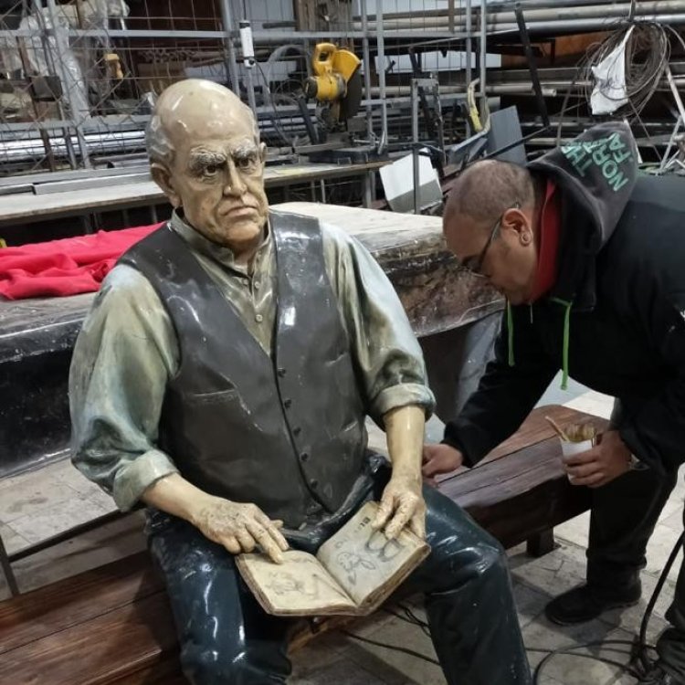 Restauraron la escultura de Sarmiento