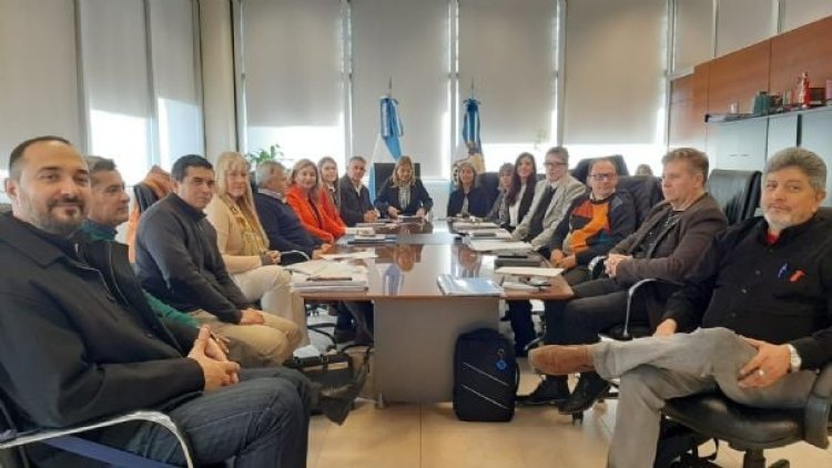 Paritaria: los docentes rechazaron la propuesta del gobierno