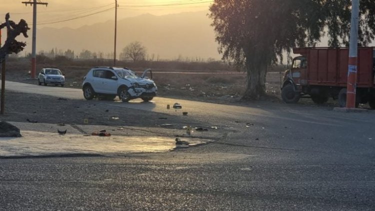 Murió un joven motociclista en Angaco tras chocar con un auto